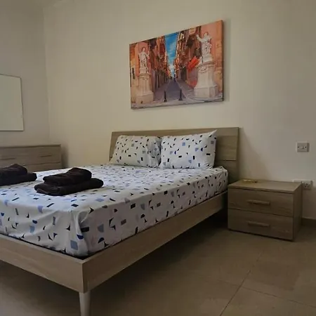 Front Sea Viewspacious 3-bedroom Sliema