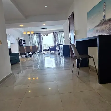 Apartment Front Sea Viewspacious 3-bedroom Sliema